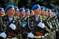 Профессиональный праздник отмечают российские десантники